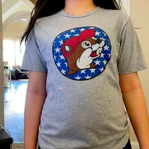 𝗕𝘂𝗰𝗲𝗲𝘀 𝗰𝗼𝘃𝗶𝗱-𝟭𝟵 𝘀𝗵𝗶𝗿𝘁